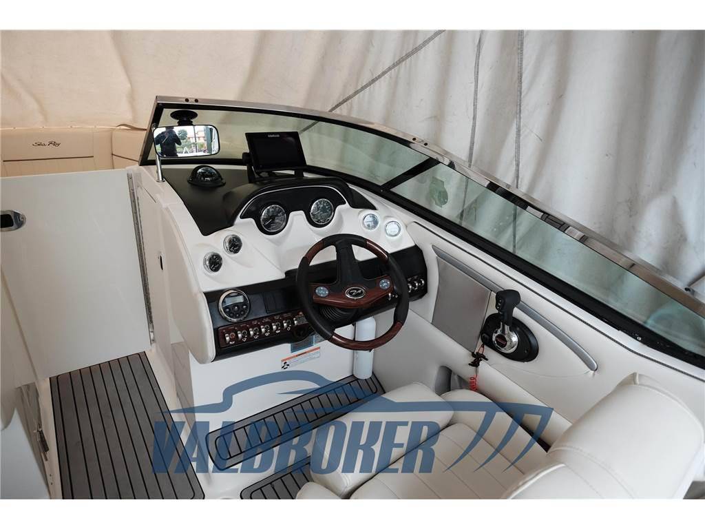Sea ray 250 slx