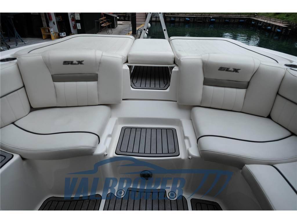 Sea ray 250 slx