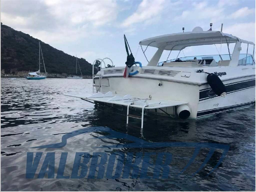 Magnum marine Magnum 53' sport