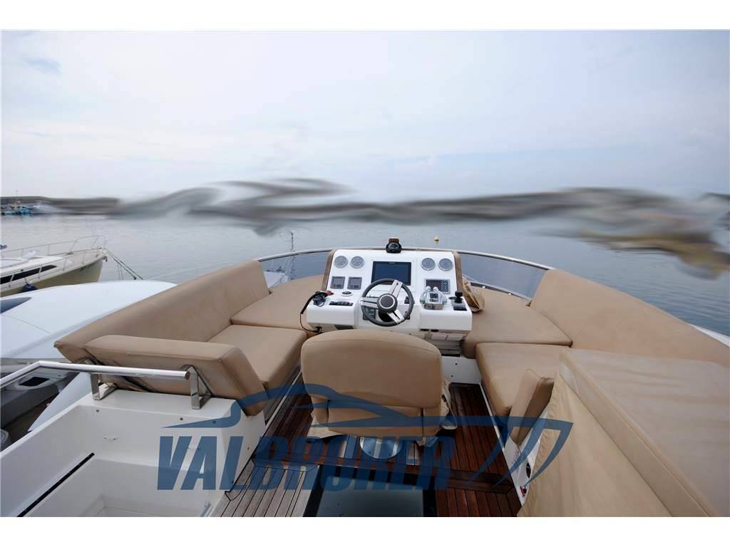 Sealine F 46