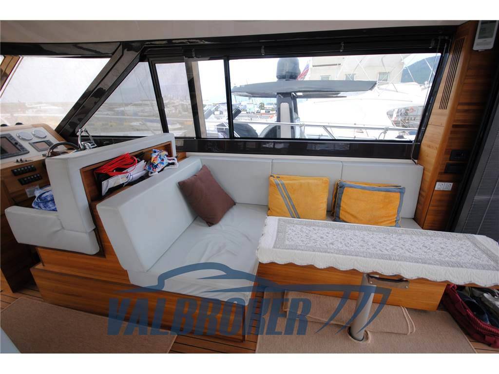 Sealine F 46