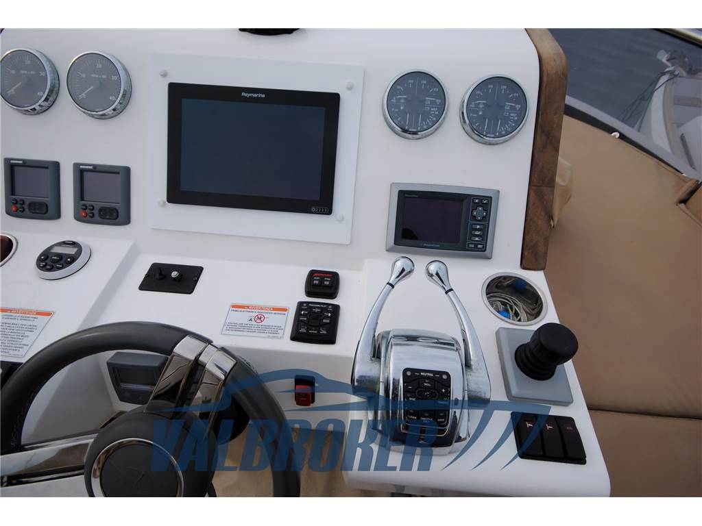 Sealine F 46