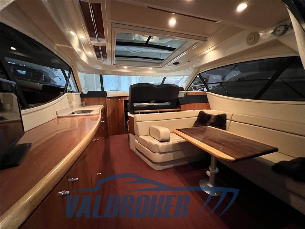 Sealine C 39