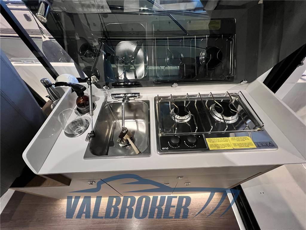 Beneteau Antares 9