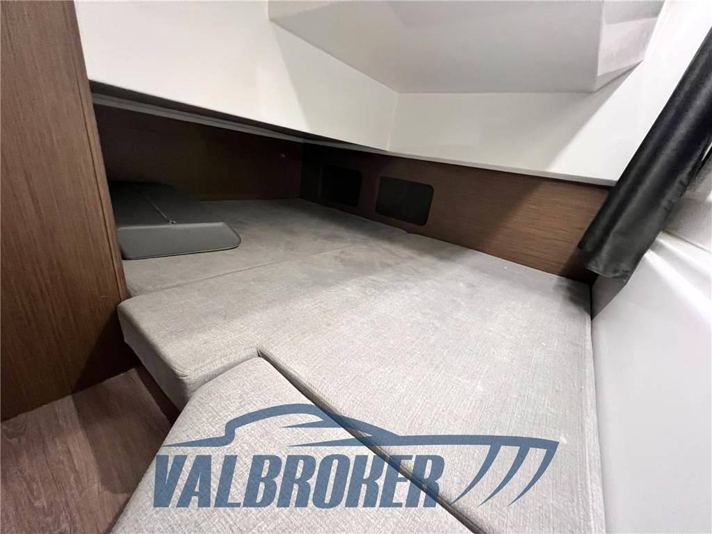 Beneteau Antares 9