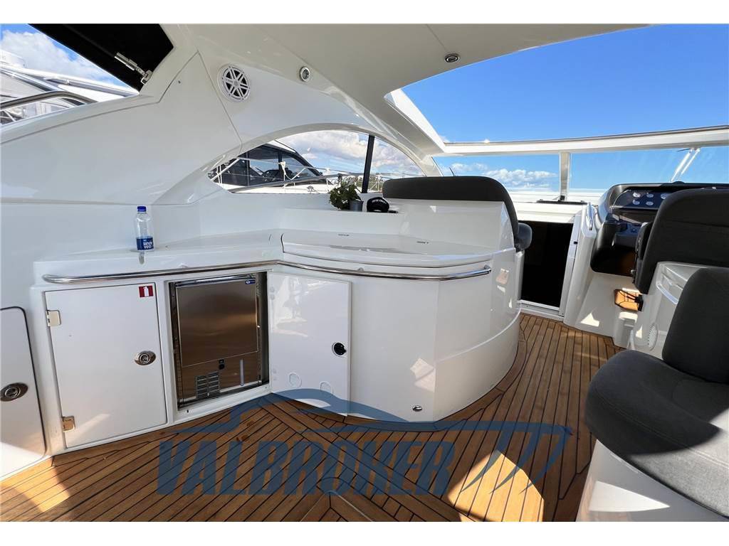 Sunseeker Portofino 47