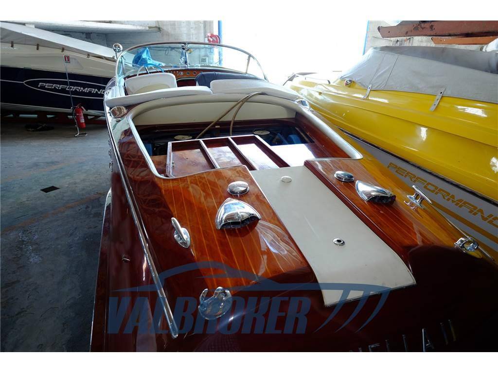 Riva Tritone