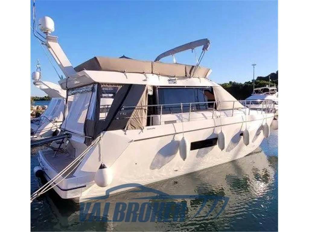 Sealine F 42