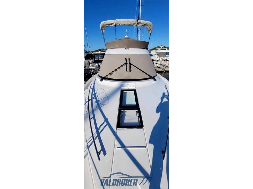 Sealine F 42