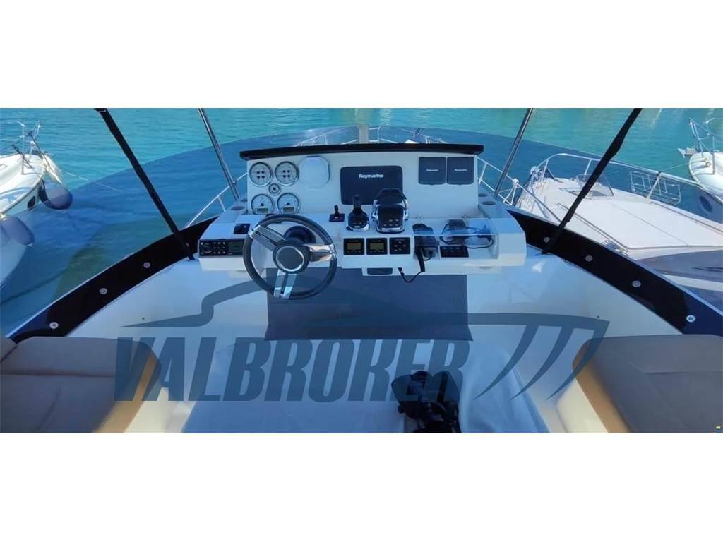 Sealine F 42