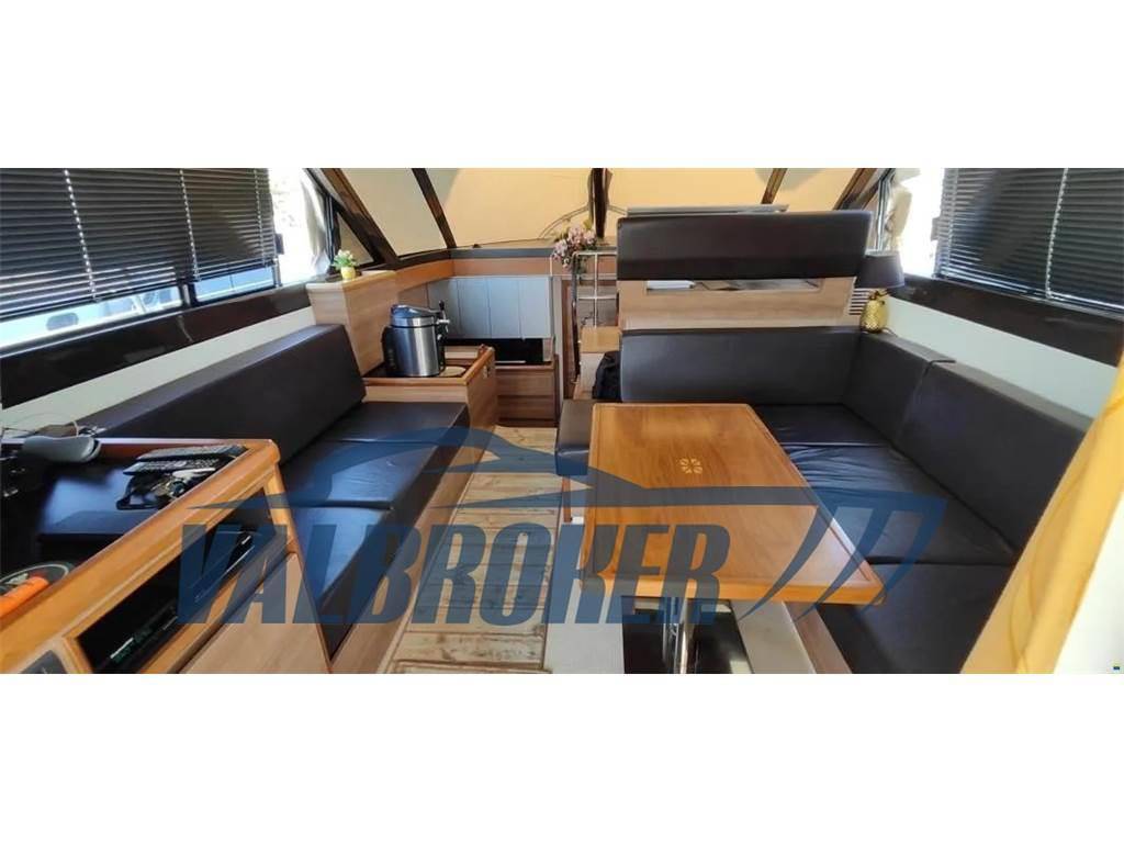 Sealine F 42