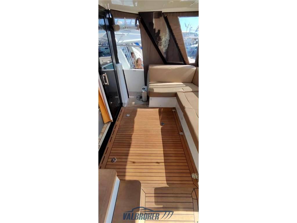 Sealine F 42