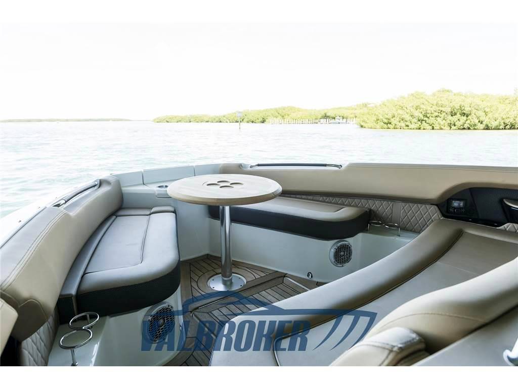 Sea ray 400 slx