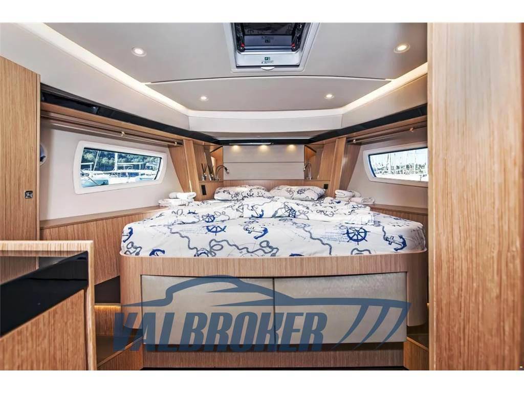 Bavaria Virtess 420 fly
