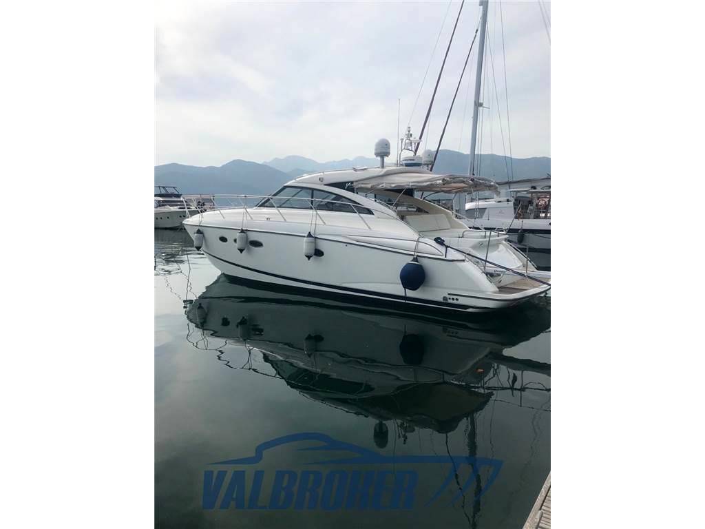 Princess yachts V 45