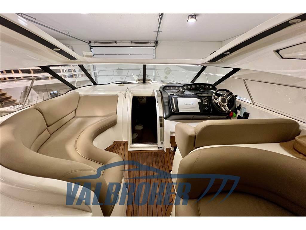 Princess yachts V 48