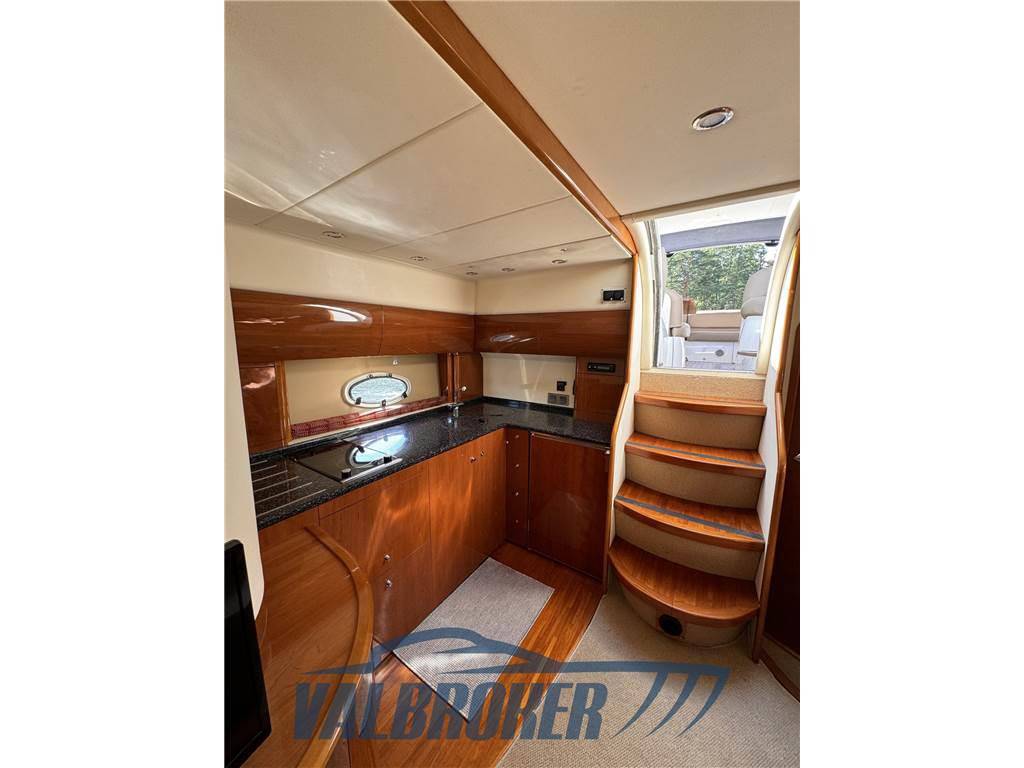 Princess yachts V 48