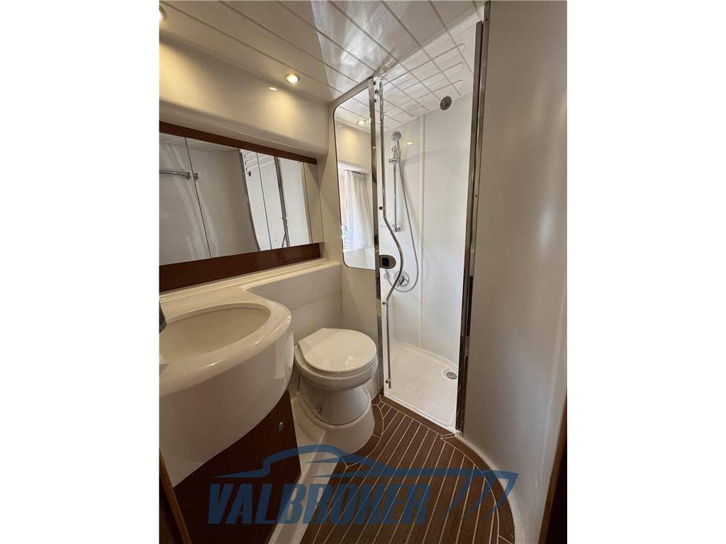 Princess yachts V 48