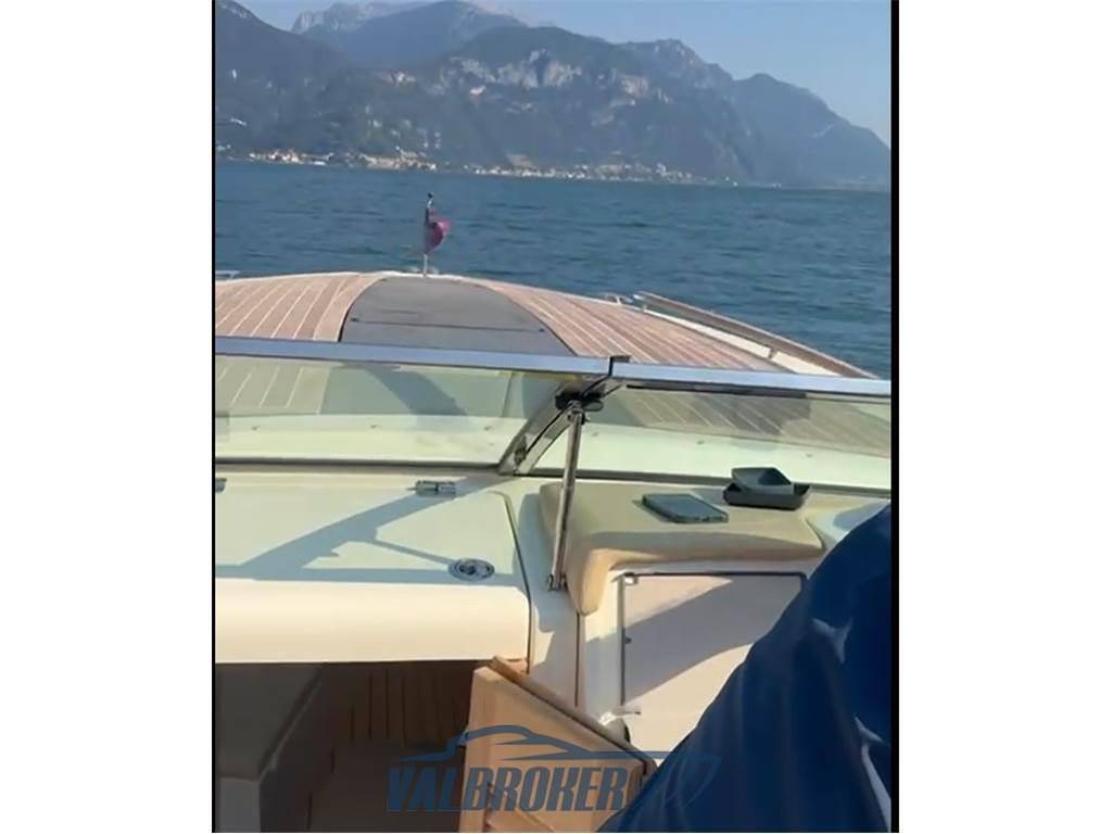 Chris craft Corsair 32