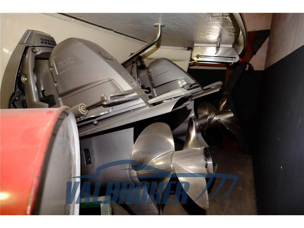 Chris craft Corsair 32