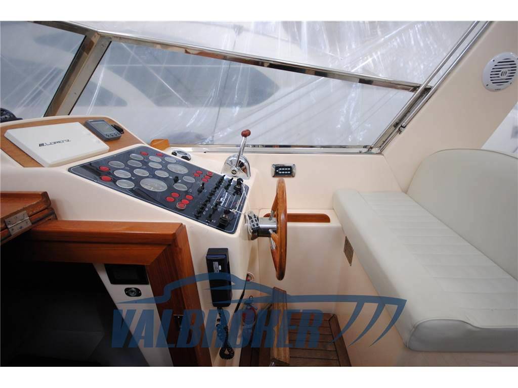 Apreamare Aprea 10 semi cabin
