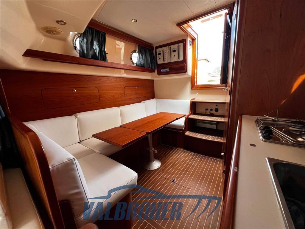 Apreamare Aprea 10 semi cabin