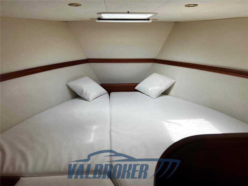 Apreamare Aprea 10 semi cabin
