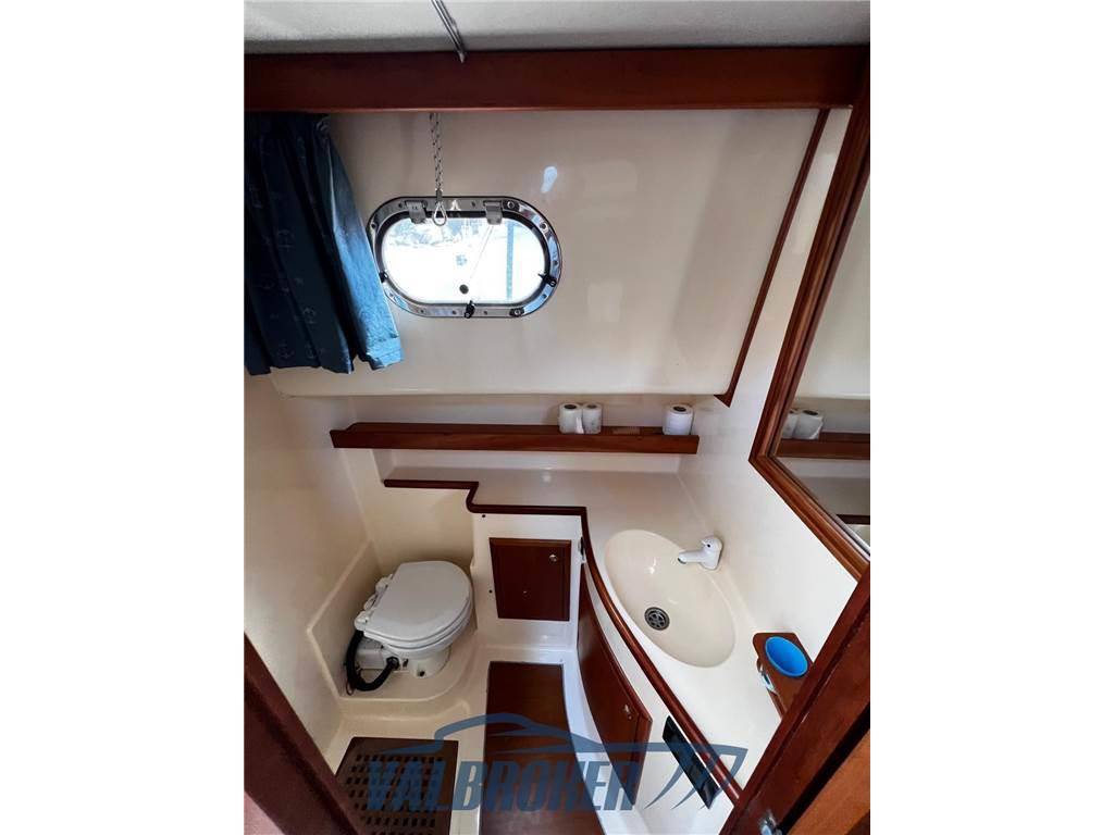 Apreamare Aprea 10 semi cabin