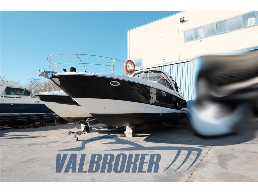 Monterey boats 415 sy sport yacht