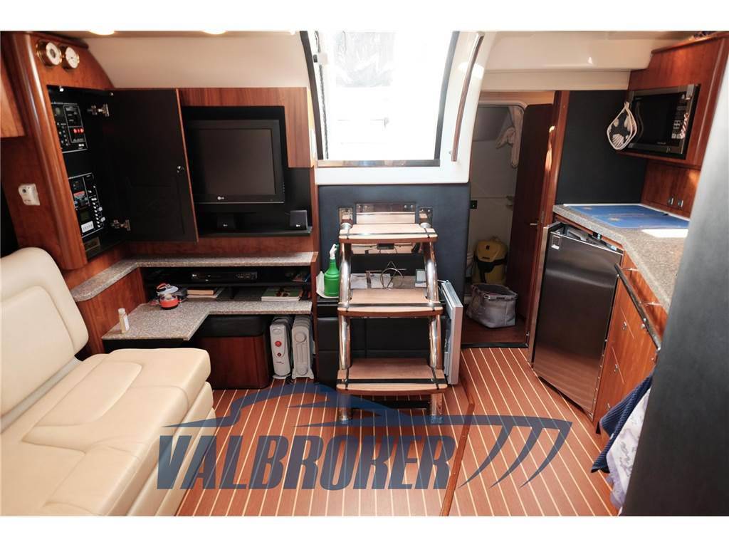 Monterey boats 415 sy sport yacht