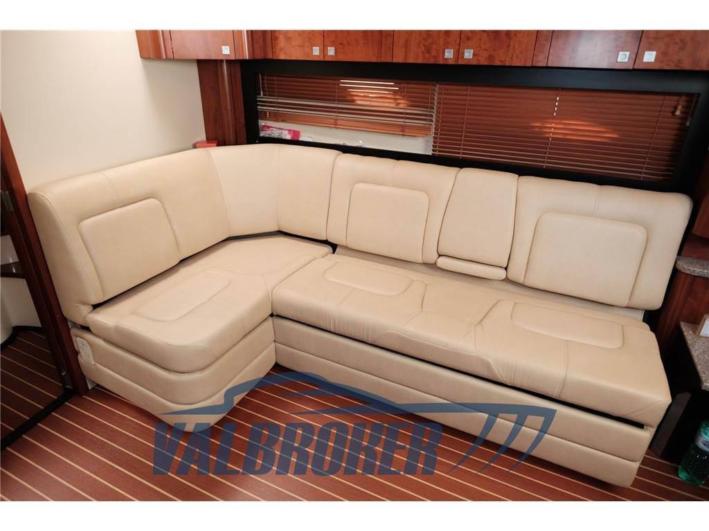 Monterey boats 415 sy sport yacht