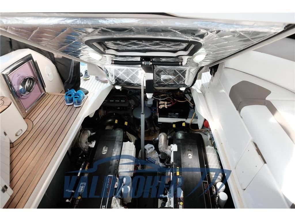 Monterey boats 415 sy sport yacht