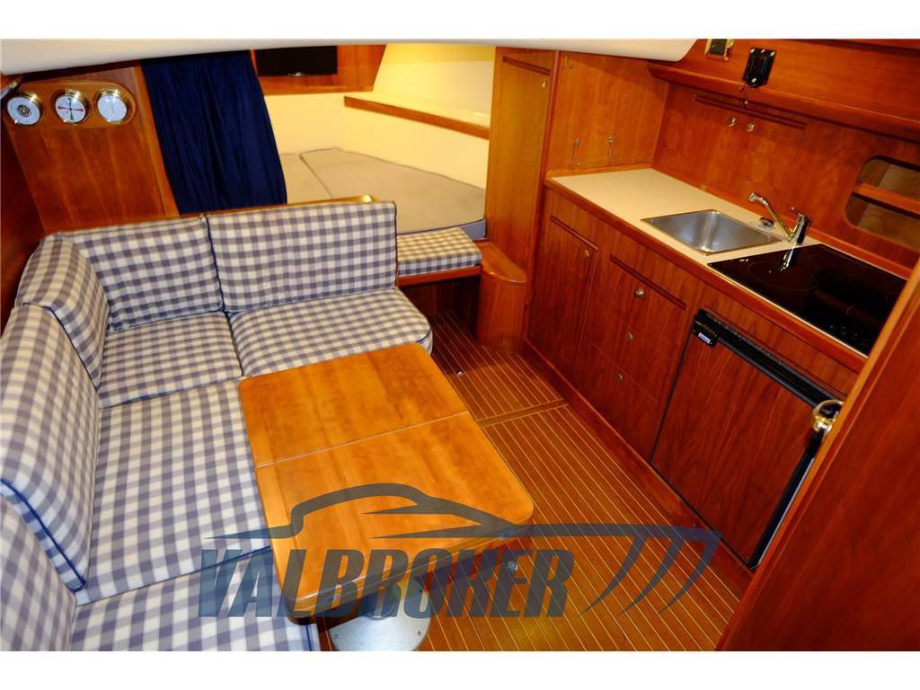 Apreamare Aprea 10 semi cabin