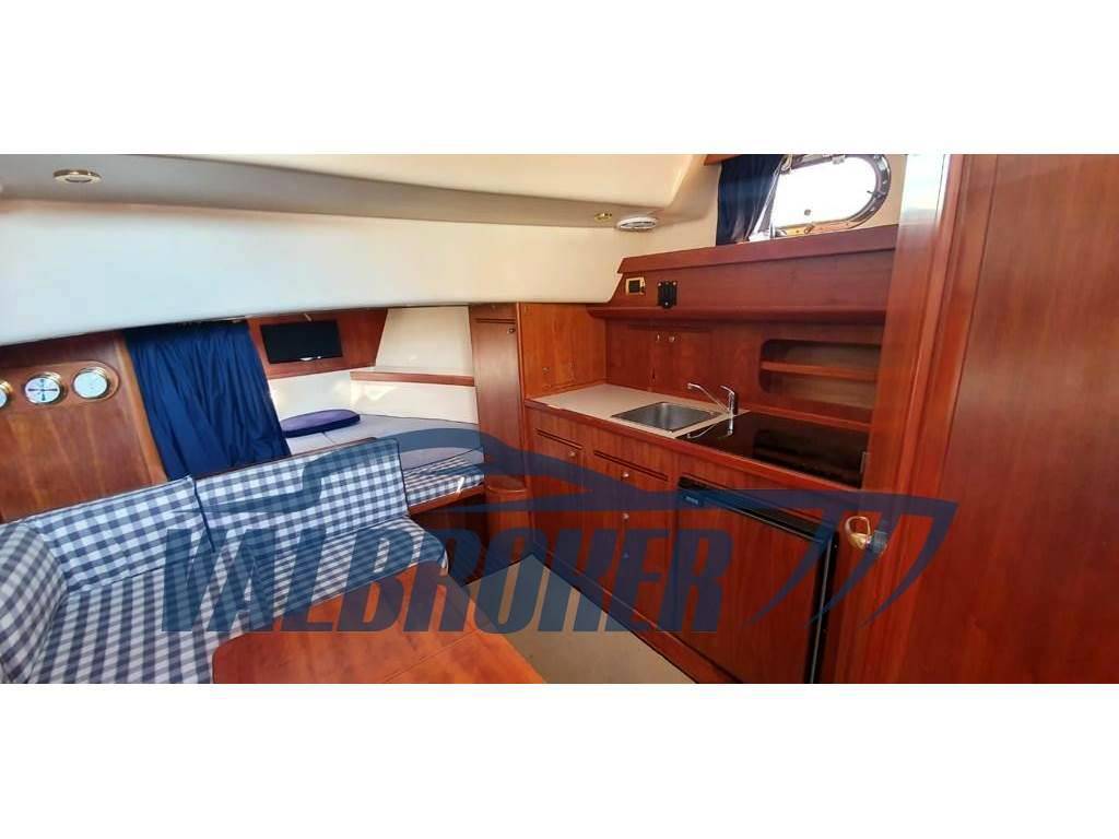 Apreamare Aprea 10 semi cabin