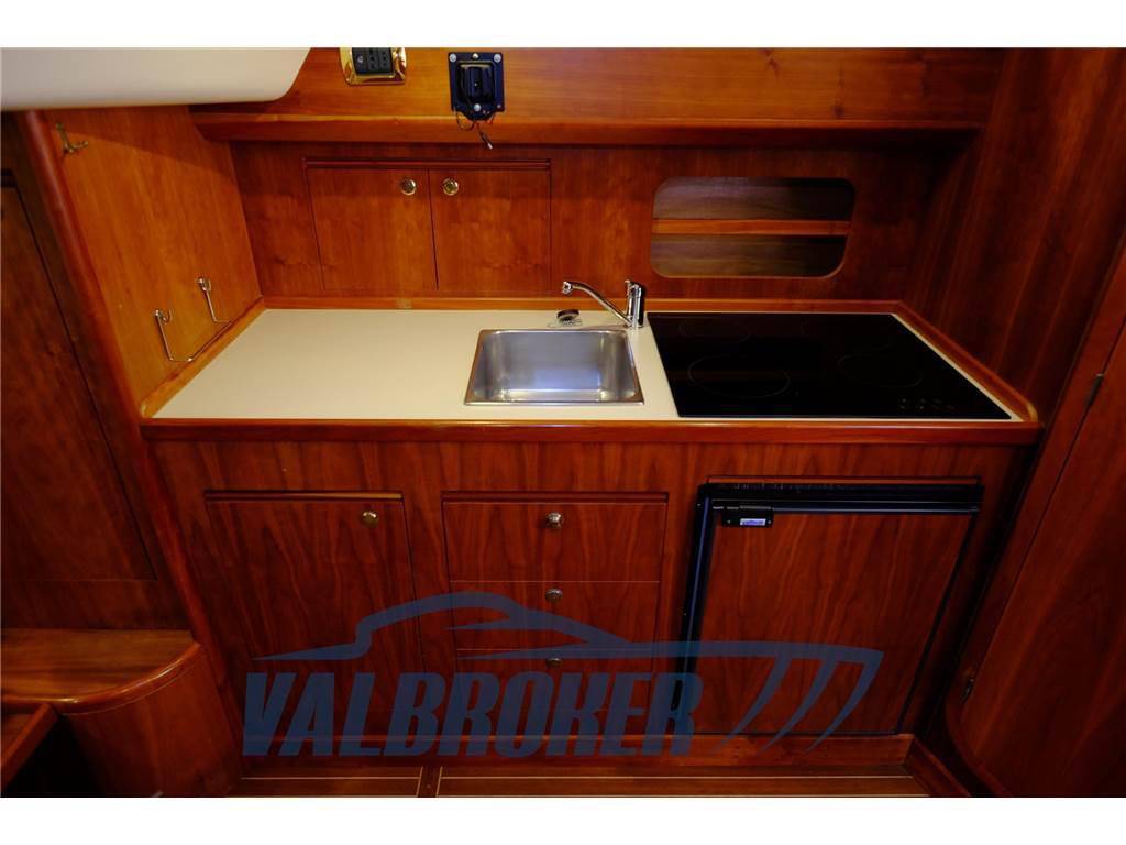 Apreamare Aprea 10 semi cabin