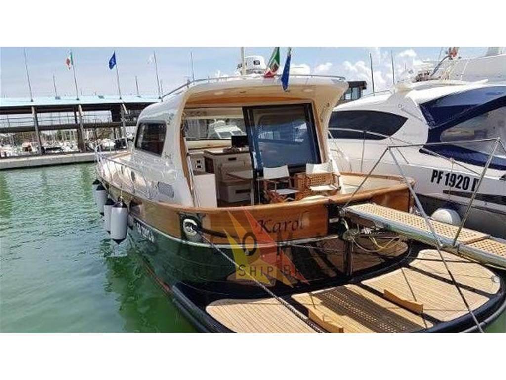 Di donna Serapo 42 cabin ht