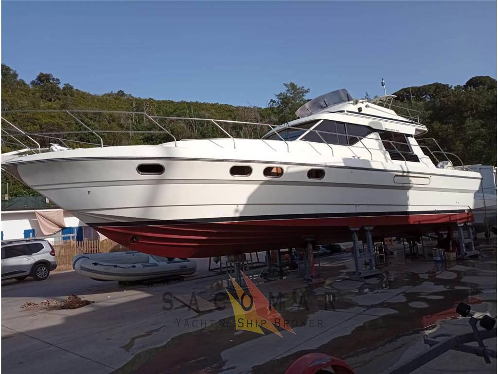 Marine project Princess 45 fly