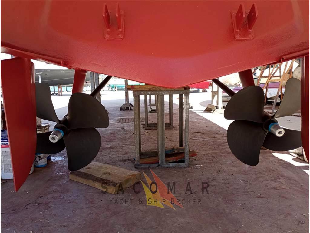 Marine project Princess 45 fly