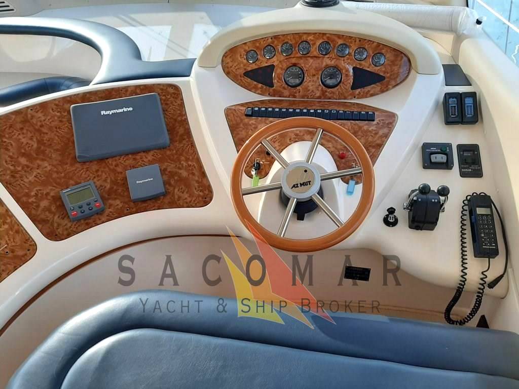 Azimut 46