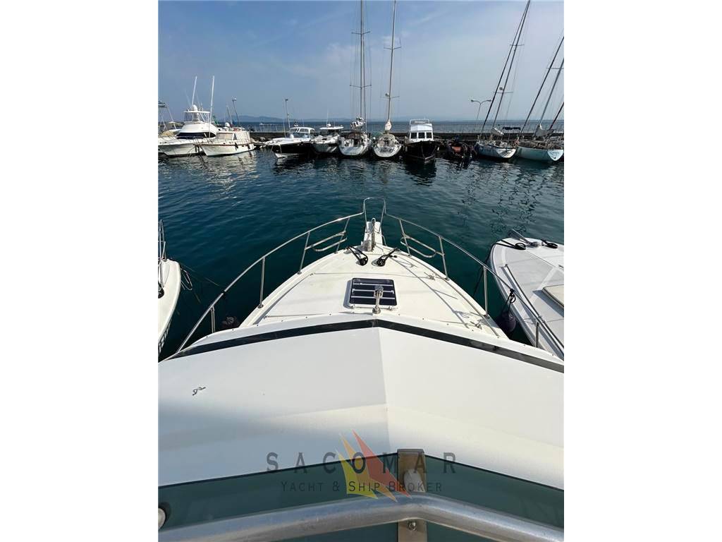 Bertram yacht 33' sf