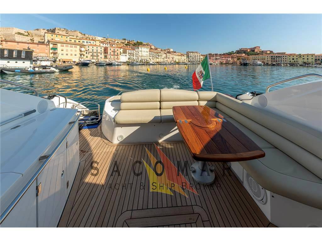 Sunseeker Predator 62