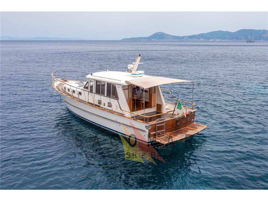 Shanghai double happiness yacht co. ltd 42 alaska
