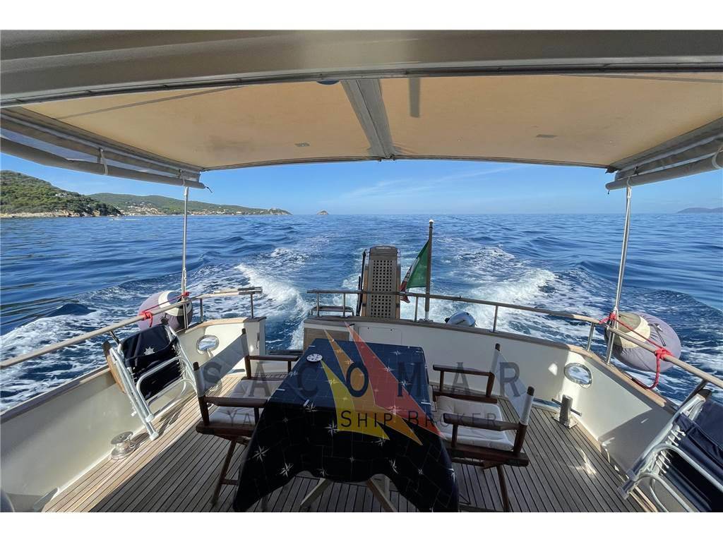 Shanghai double happiness yacht co. ltd 42 alaska