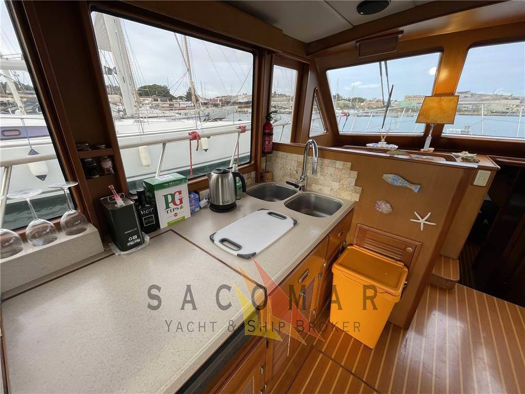 Shanghai double happiness yacht co. ltd 42 alaska