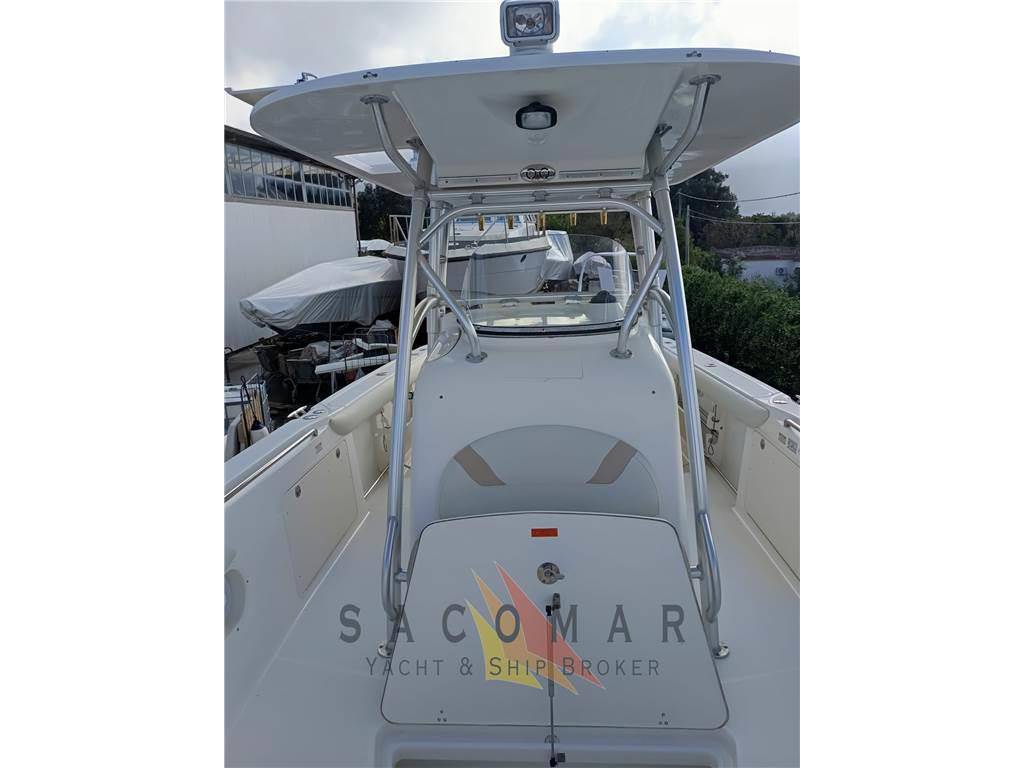 Boston whaler Outrage 320