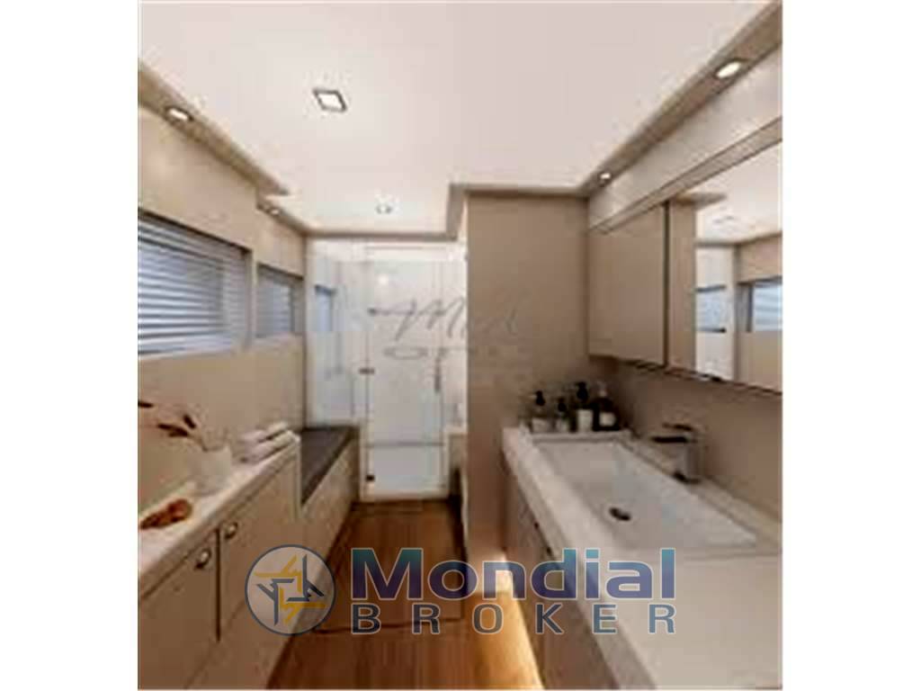 Silent yachts 60
