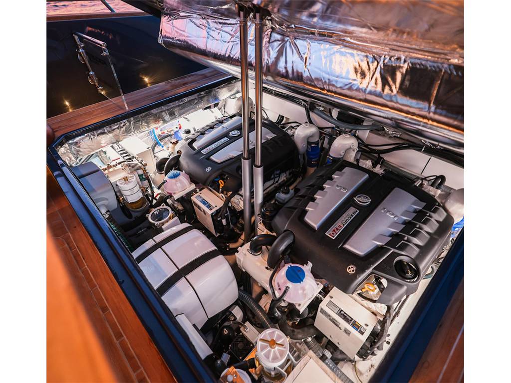 Focus motor yachts b.v. Forza 37