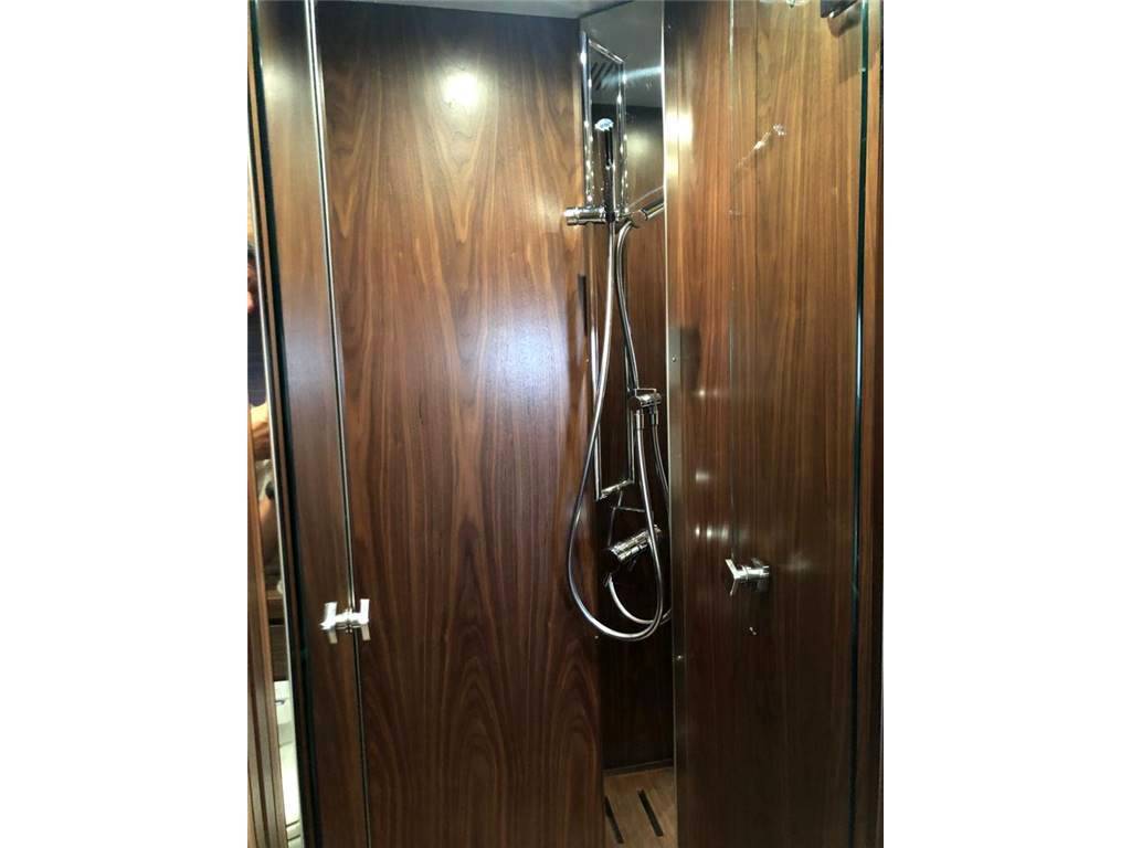 Sundeck 550