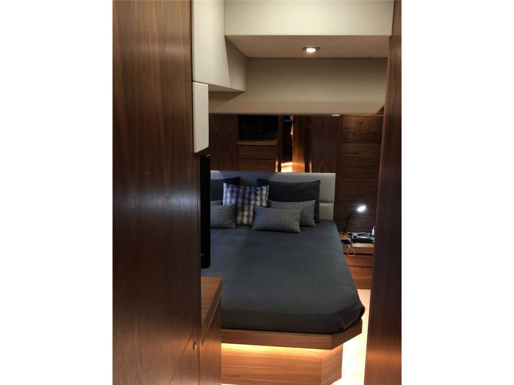 Sundeck 550