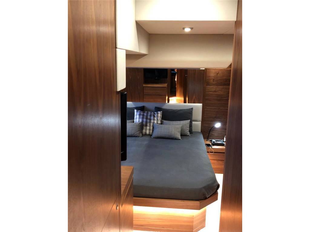 Sundeck 550